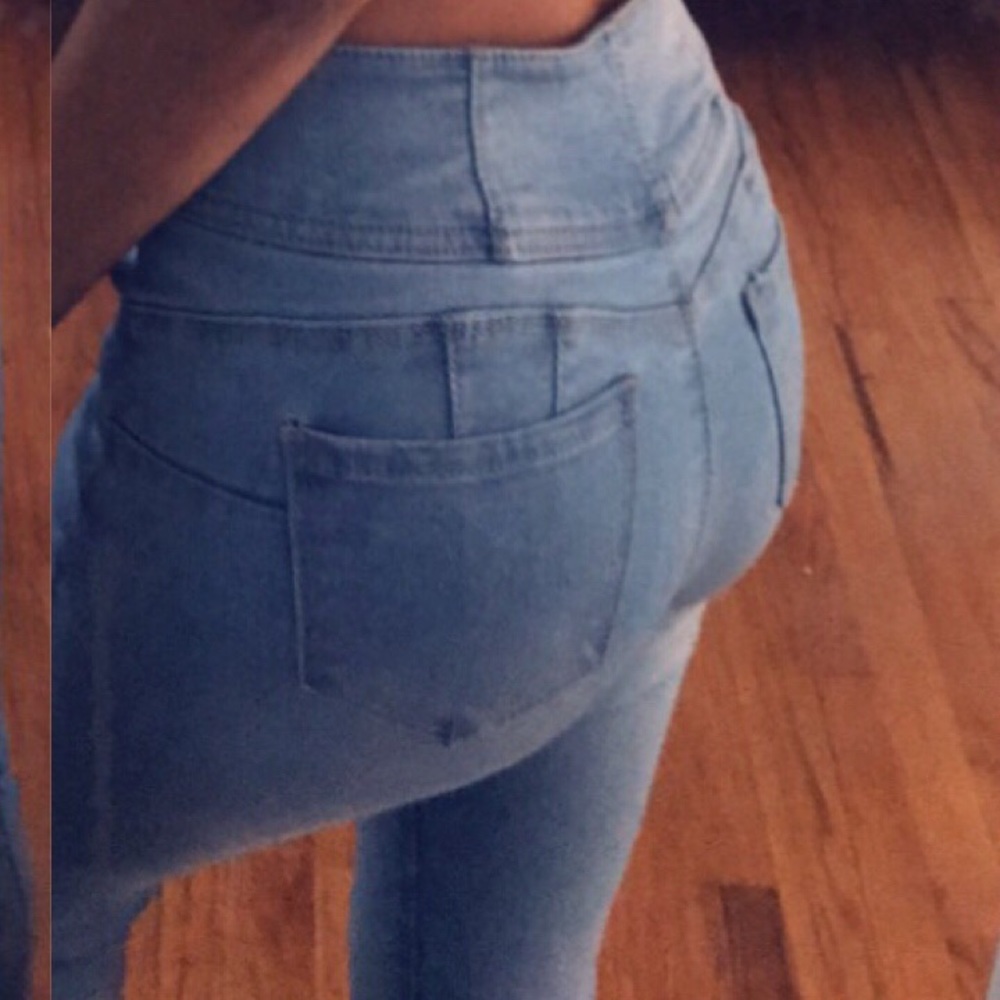 High waisted skinny jeans